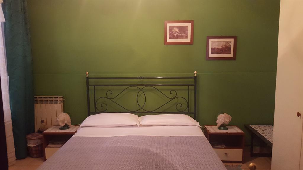 B&B Casa Paolo Fiumefreddo di Sicilia Bagian luar foto